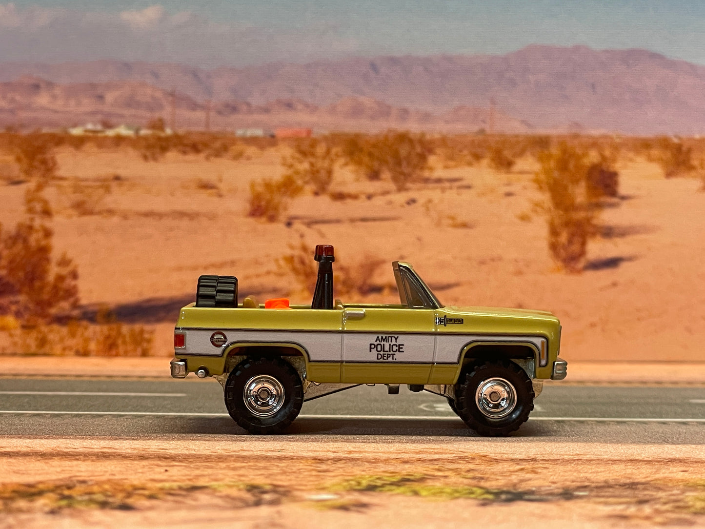 Mojave Background 70 x 17,5cm diecast matt diorama